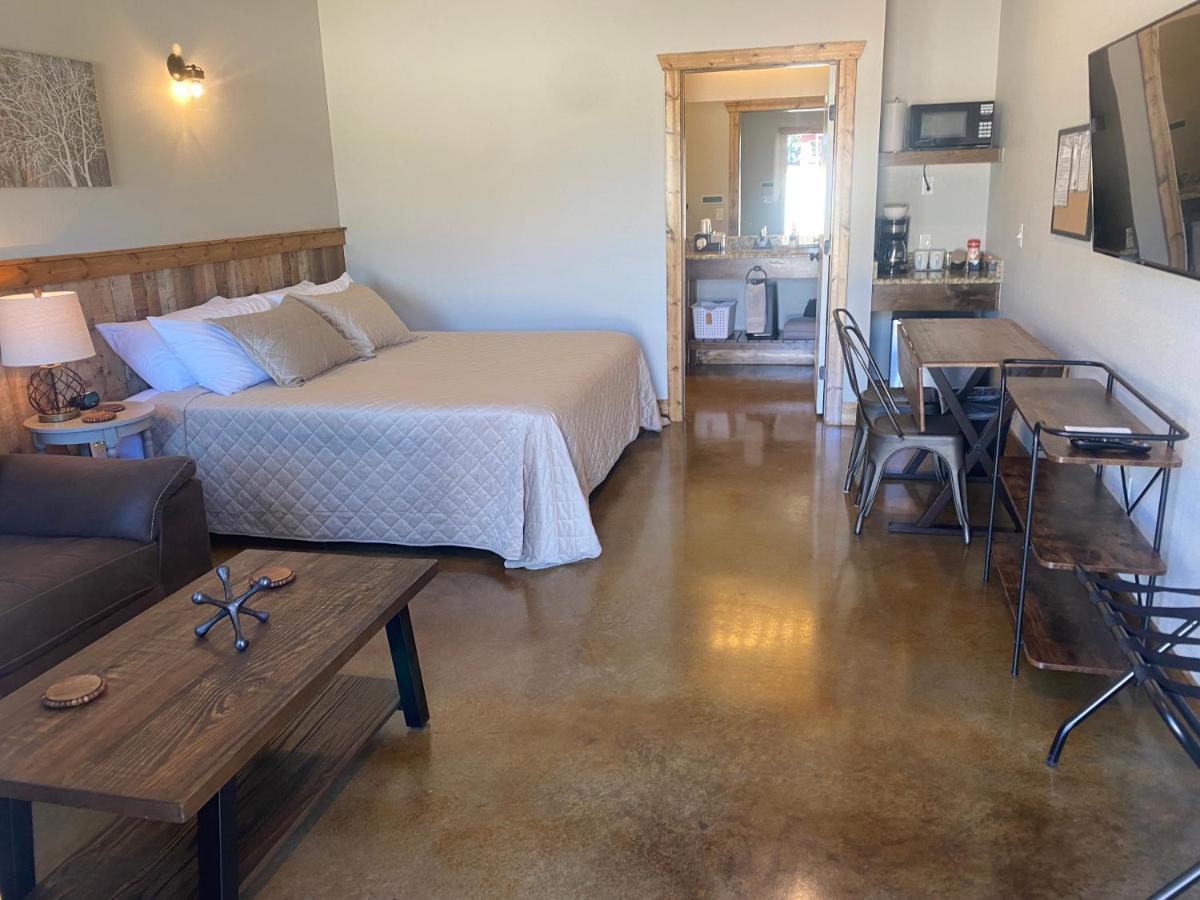 The Woods Lodging Kingston Δωμάτιο φωτογραφία